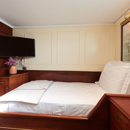 אבאירו Costa Do Sal Hotel Boat Lounge מראה חיצוני תמונה