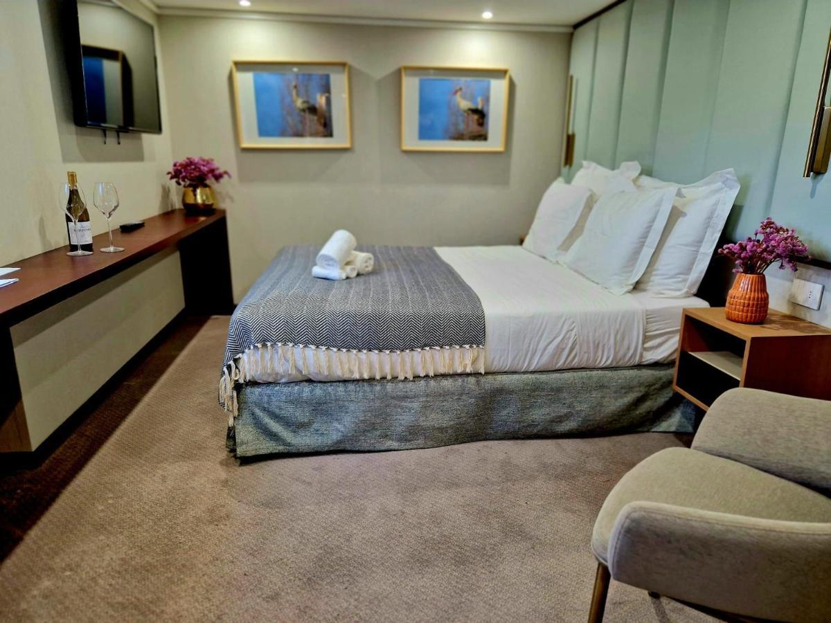 אבאירו Costa Do Sal Hotel Boat Lounge מראה חיצוני תמונה