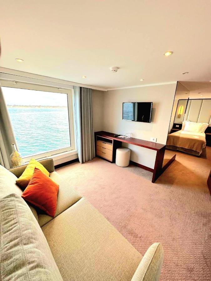 אבאירו Costa Do Sal Hotel Boat Lounge מראה חיצוני תמונה