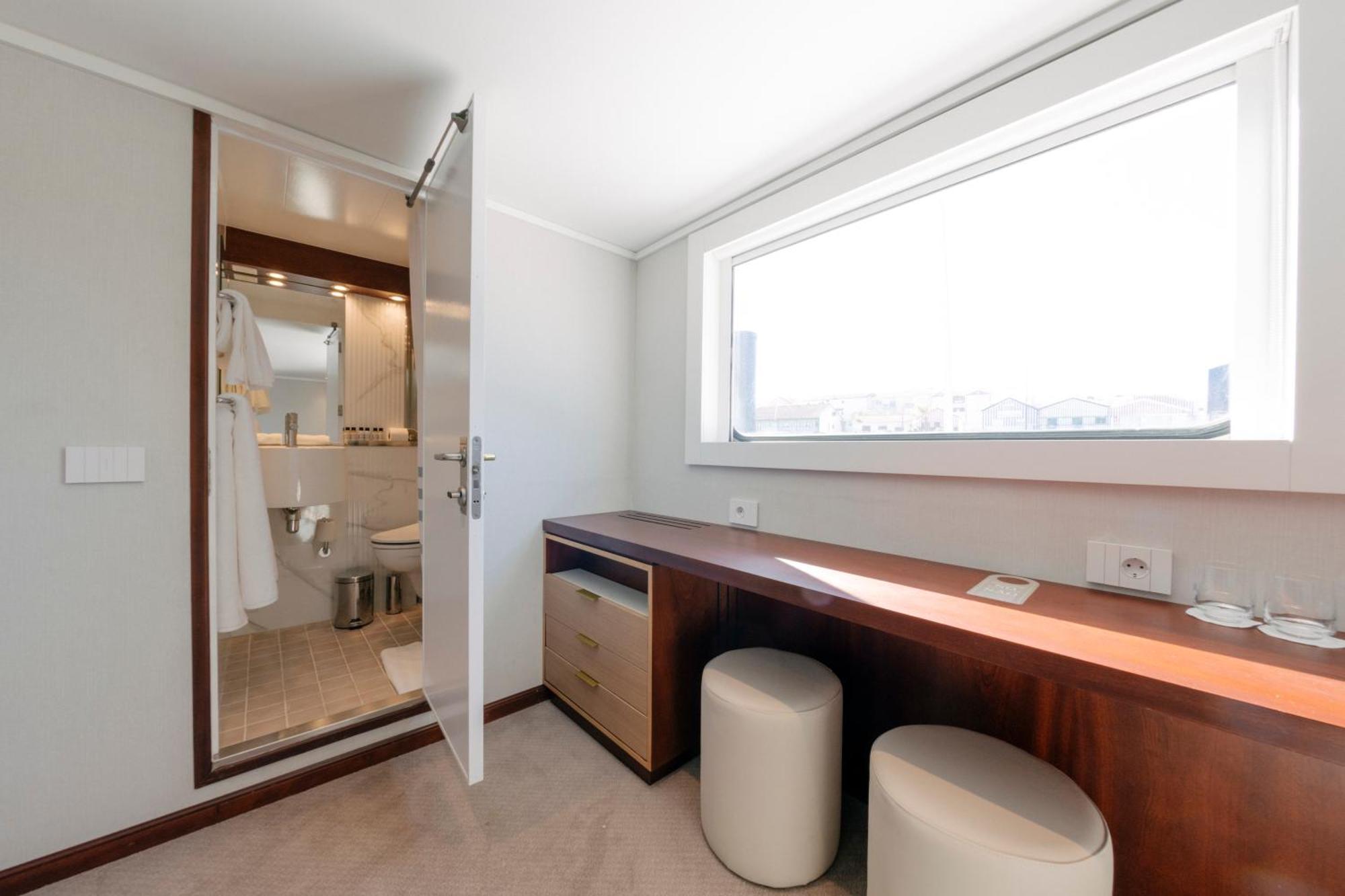 אבאירו Costa Do Sal Hotel Boat Lounge מראה חיצוני תמונה